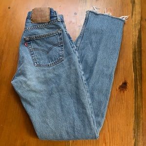 VINTAGE Levi’s 501 Jeans
